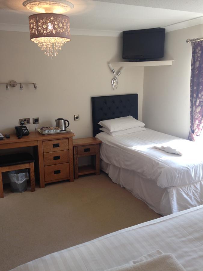 The Elephant & Castle Hotel Newtown  Esterno foto